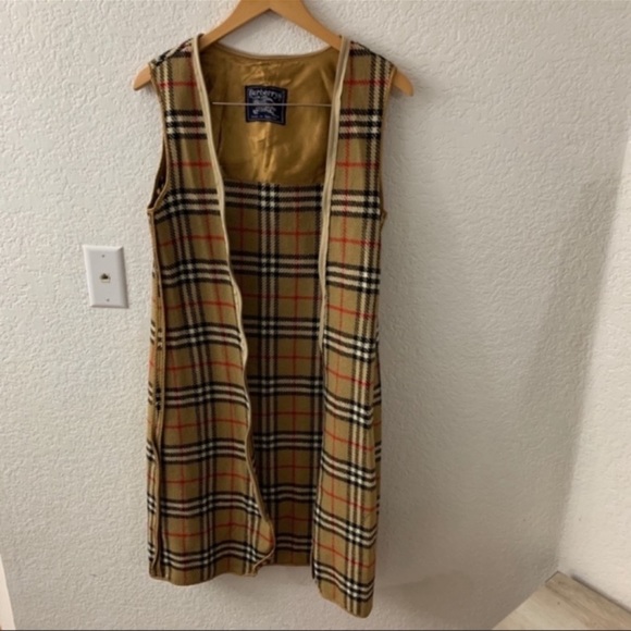 Burberry Vintage Trench Coat - Picture 9 of 16